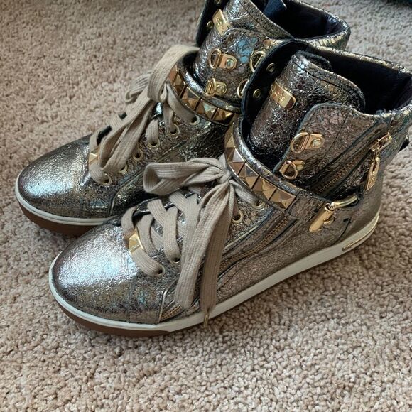 Authentic Michael Kors Gold Sneakers Officially Sold Out Genuine Leather‎ Y2K - Picture 5 of 7